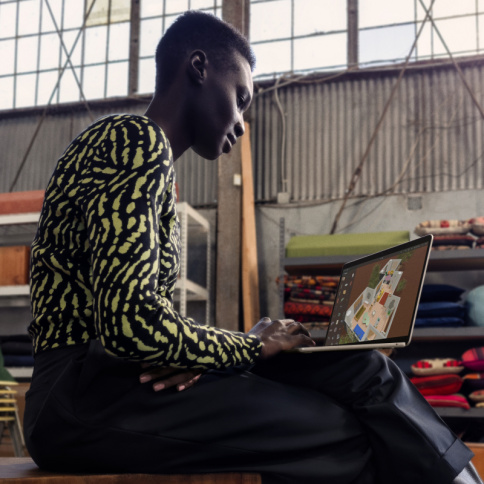 Apple MacBook Air 13” M3 8-CPU 8-GPU 8GB/256Gb Starlight MRXT3 фото 6